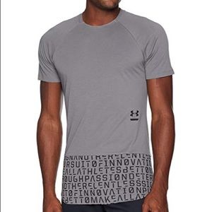 Under Armour Perpetual Graphic Short Sleeve XL